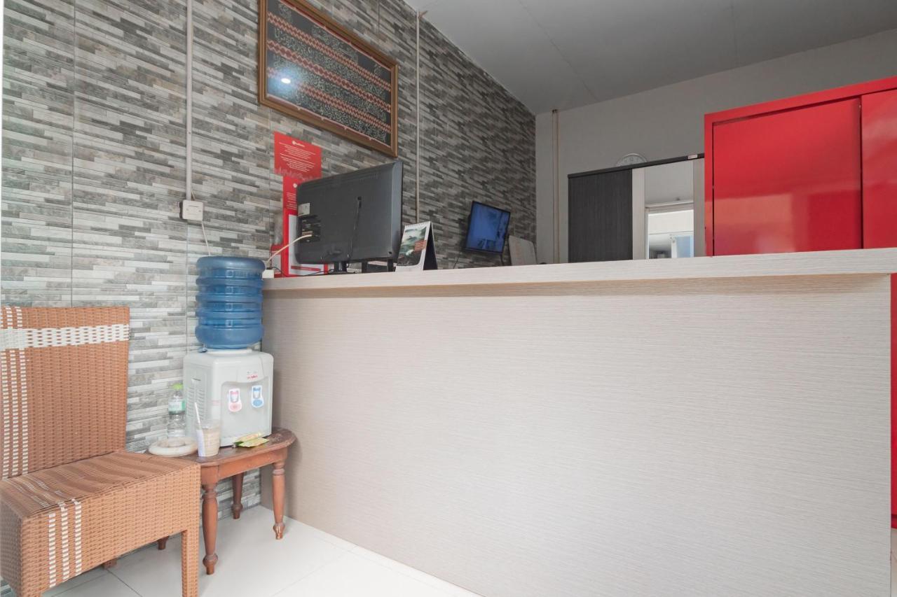 Reddoorz Plus Syariah @ Tuparev Cirebon 3 Buitenkant foto